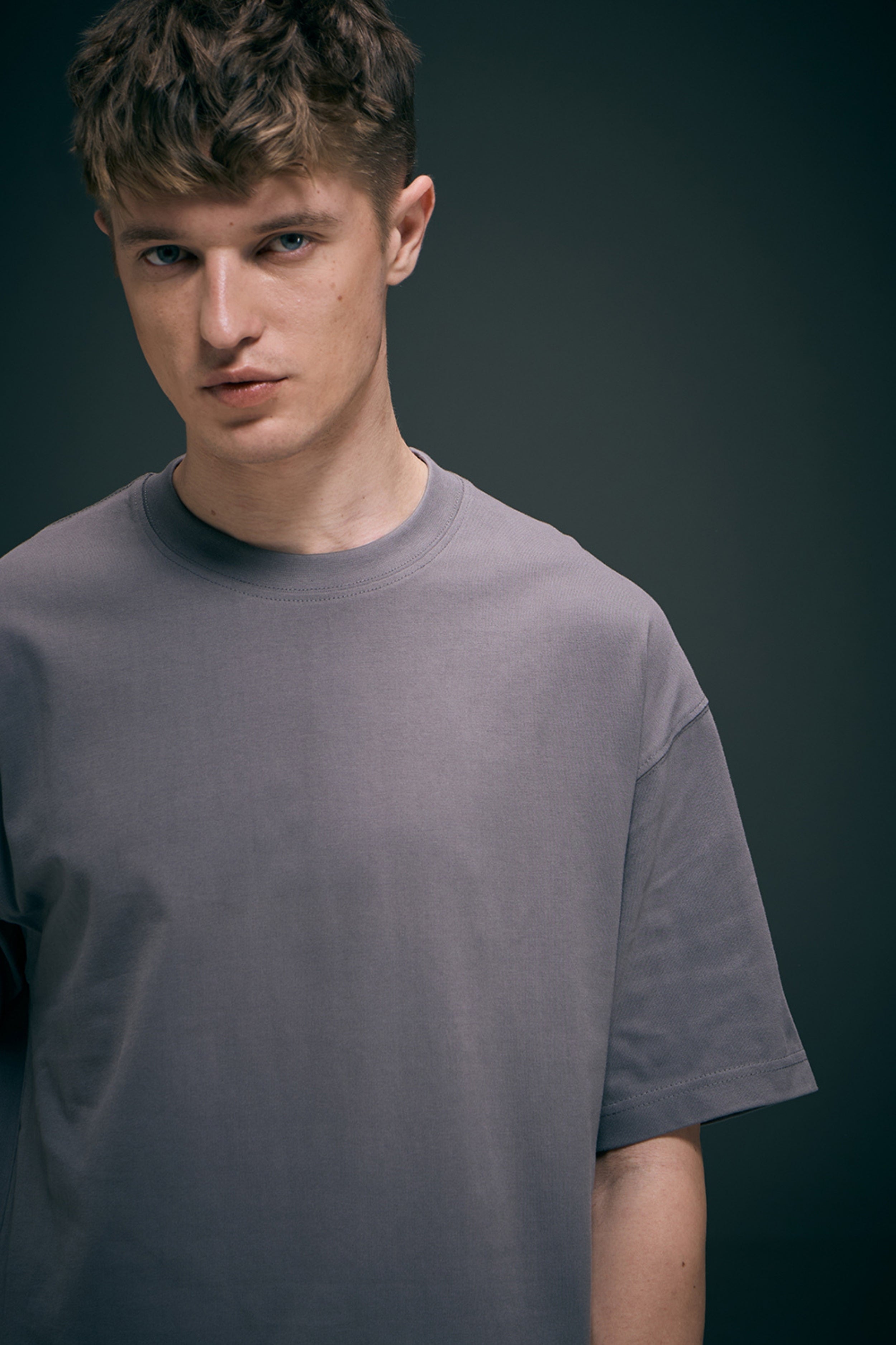 Night Shadow - Oversized drop shoulder