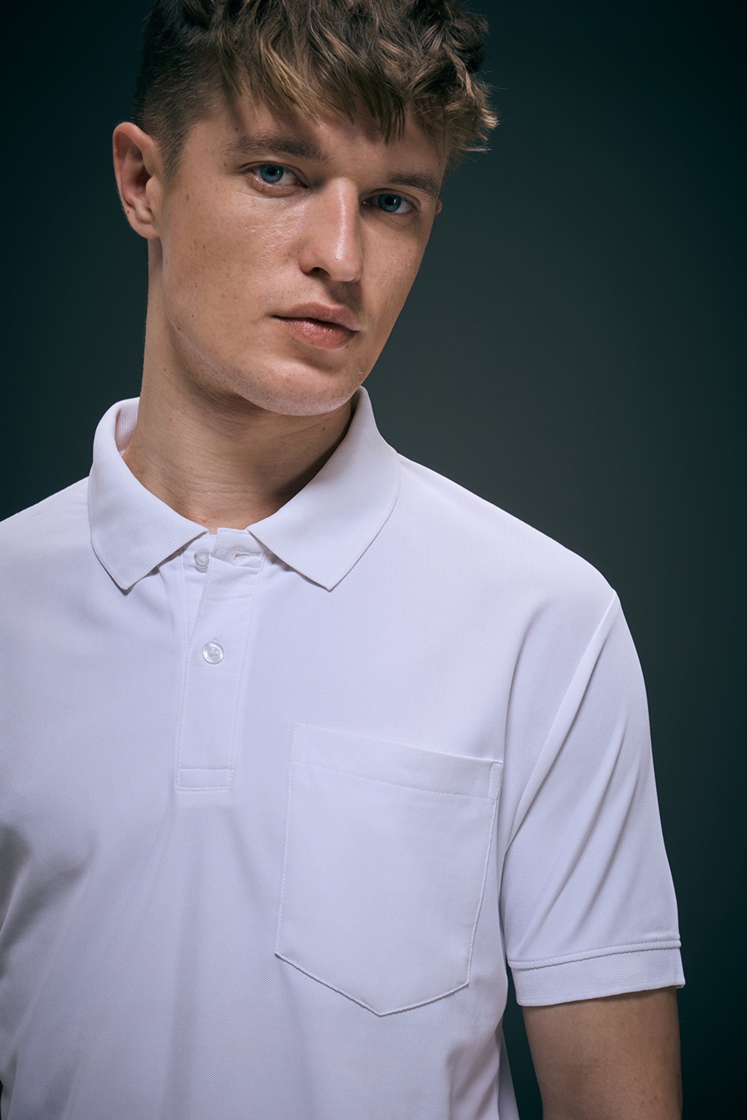 White Smart Tech Pocket + Polo