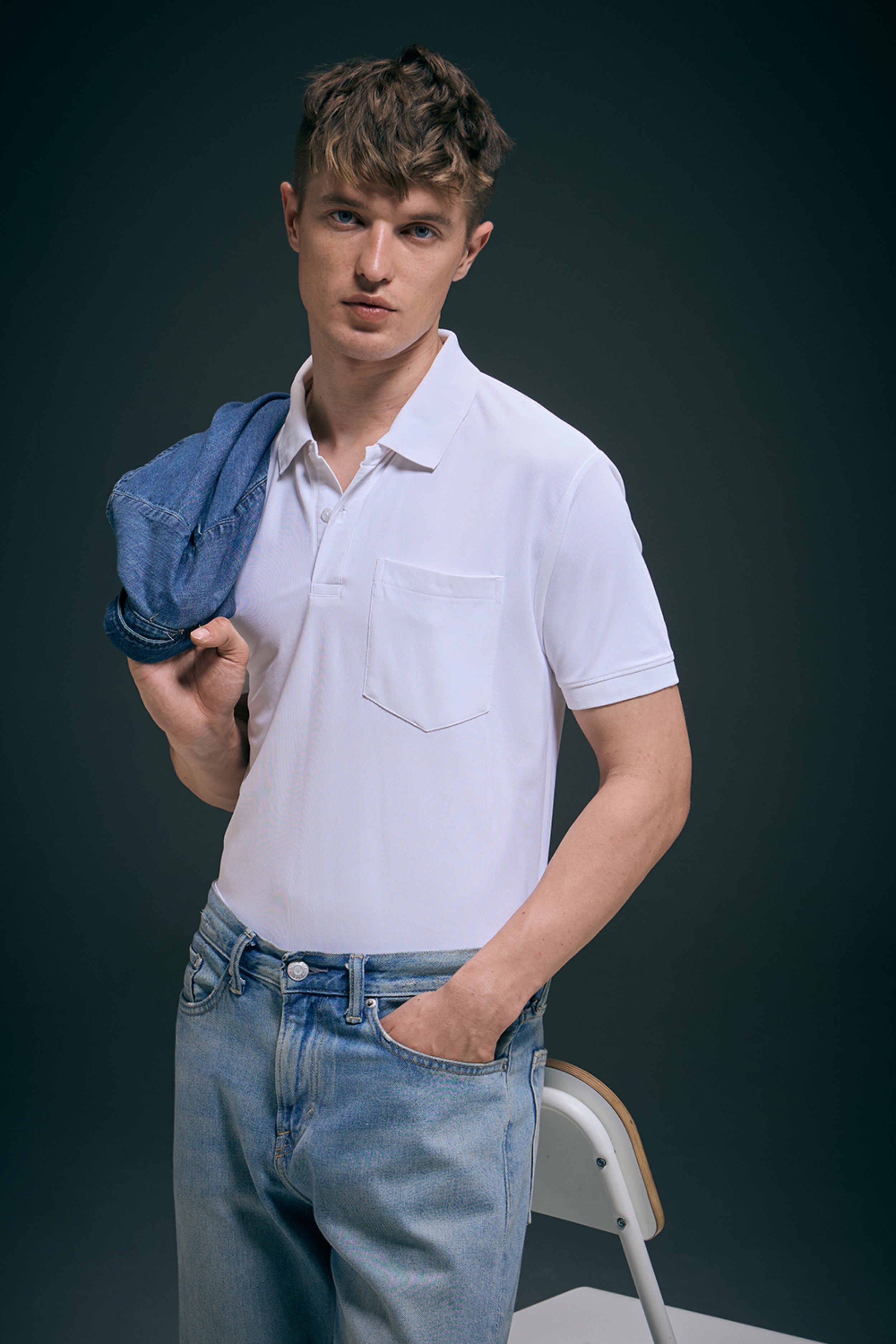 White Smart Tech Pocket + Polo