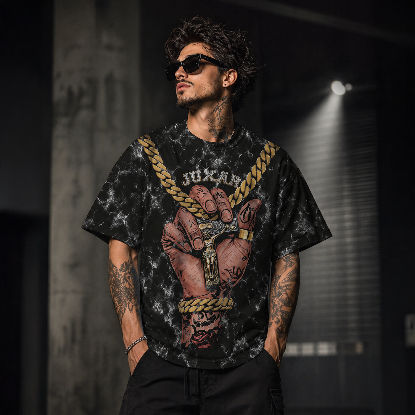 JUXAR BOND PRINTED OVERSIZED T-SHIRT