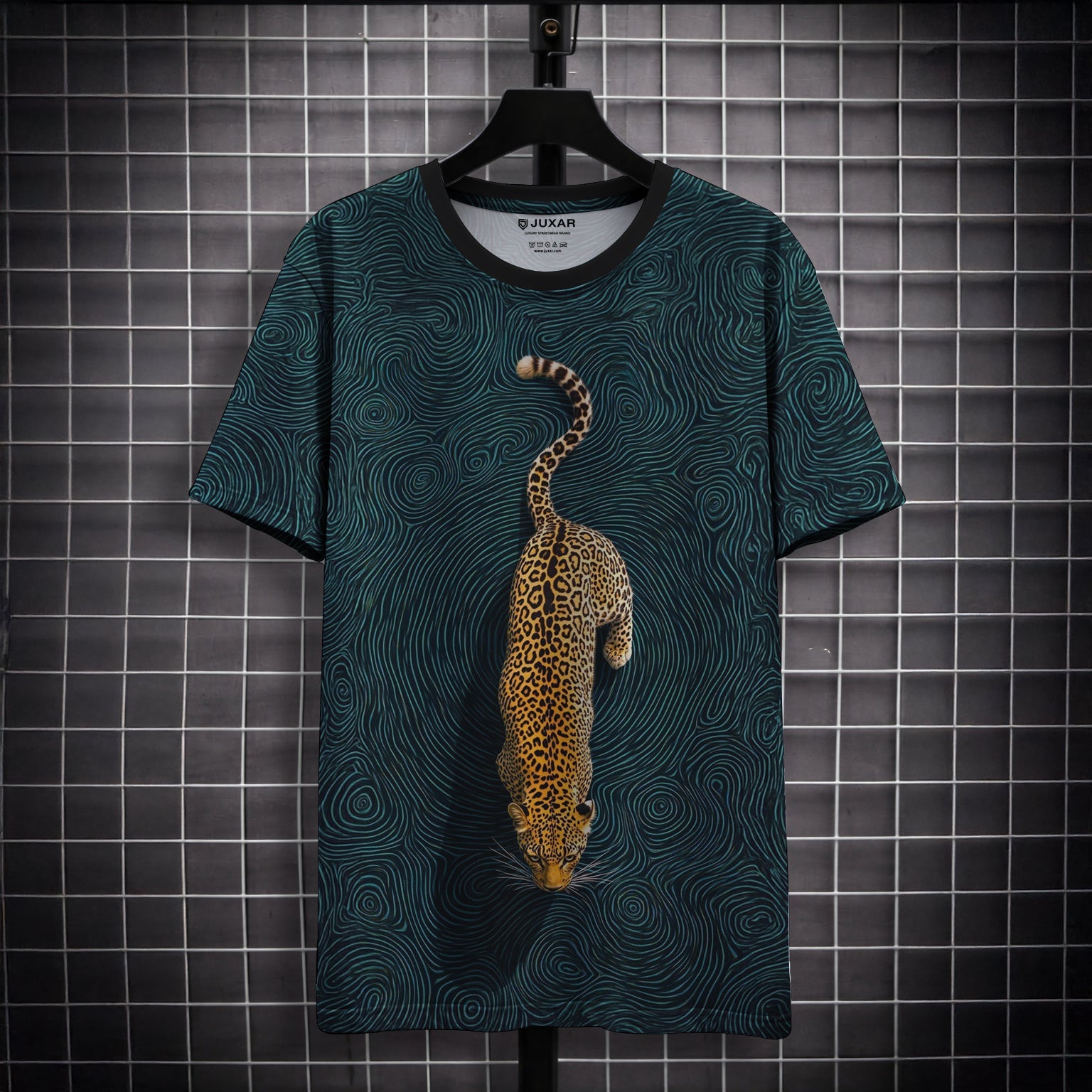 PREDATOR MODE PRINTED T-SHIRT