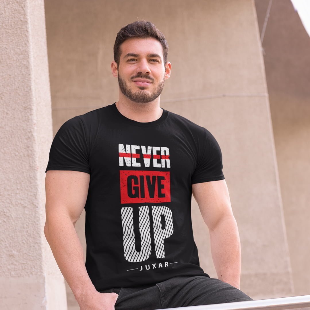 NEVER GIVE UP T-SHIRT
