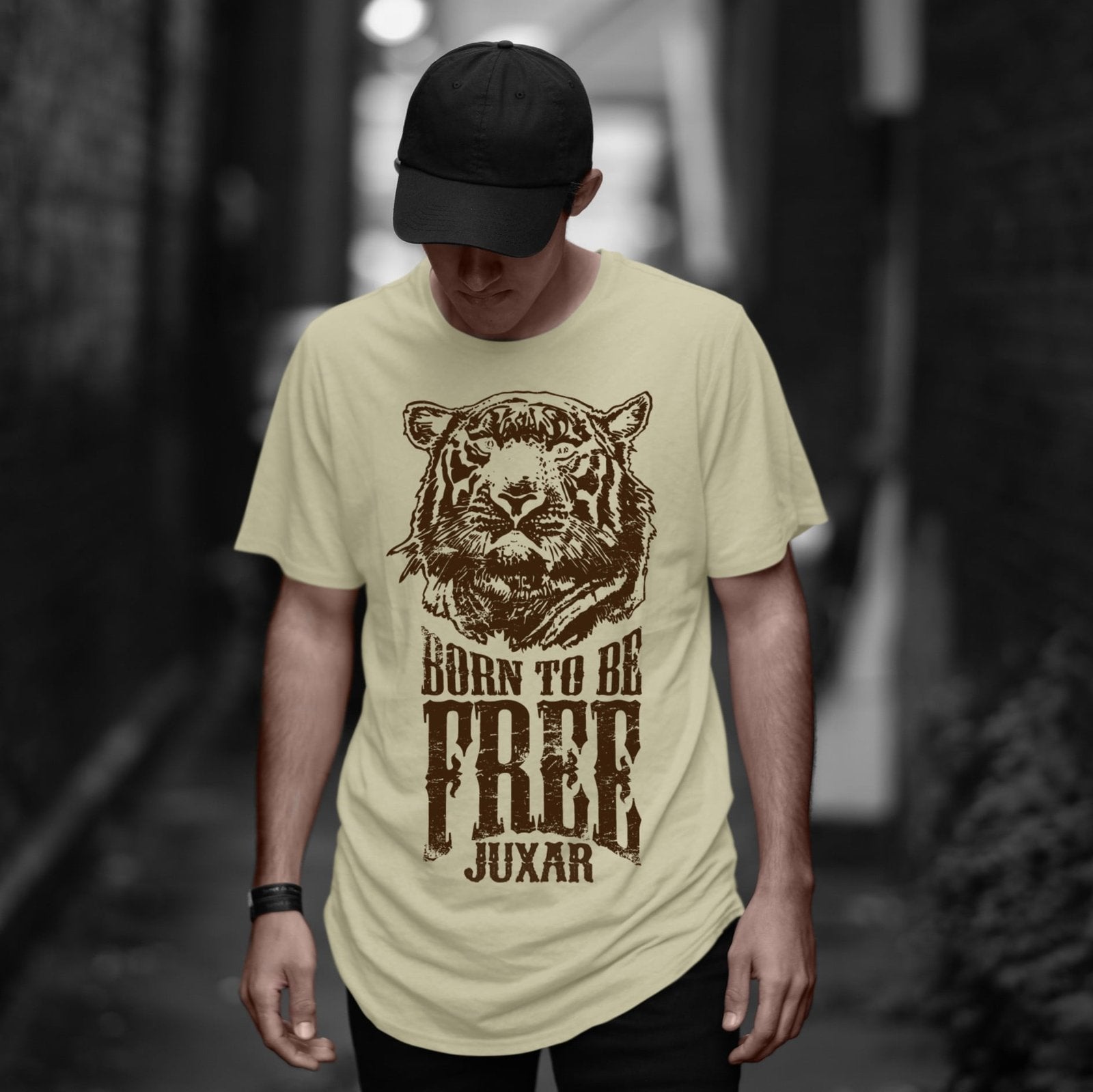 BORN FREE TIGER LONGLINE T-SHIRT