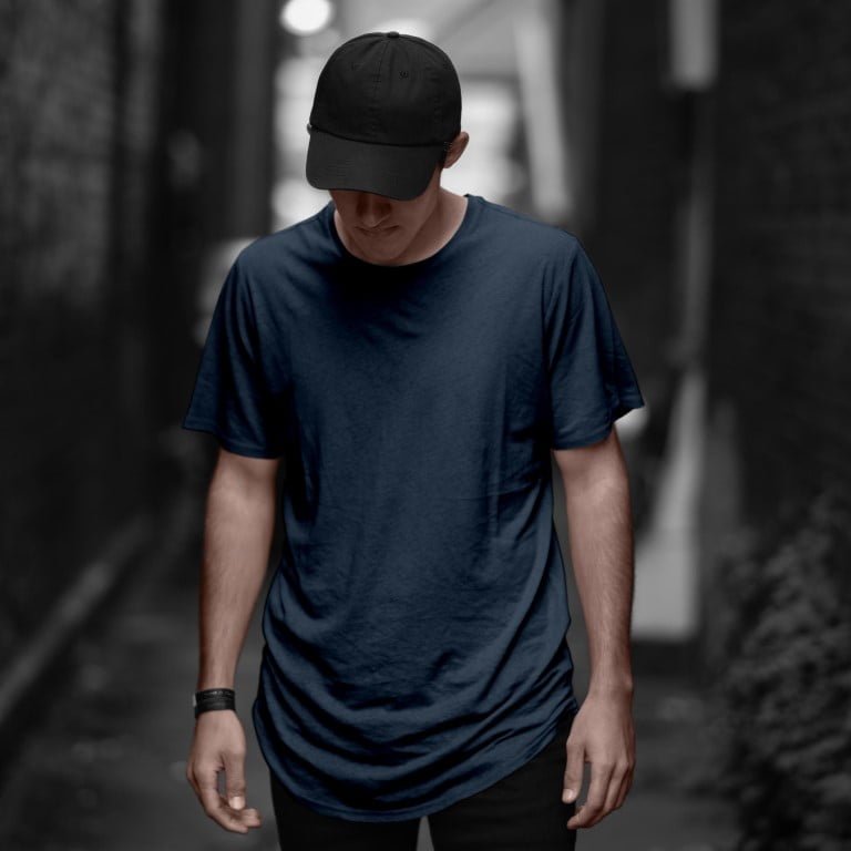 PLAIN JUXAR LONGLINE T-SHIRT